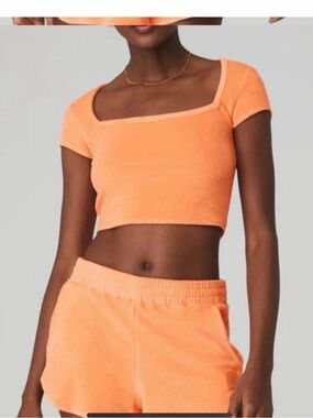 RARE ALO Yoga Peach Orange Square Neck Crop Top